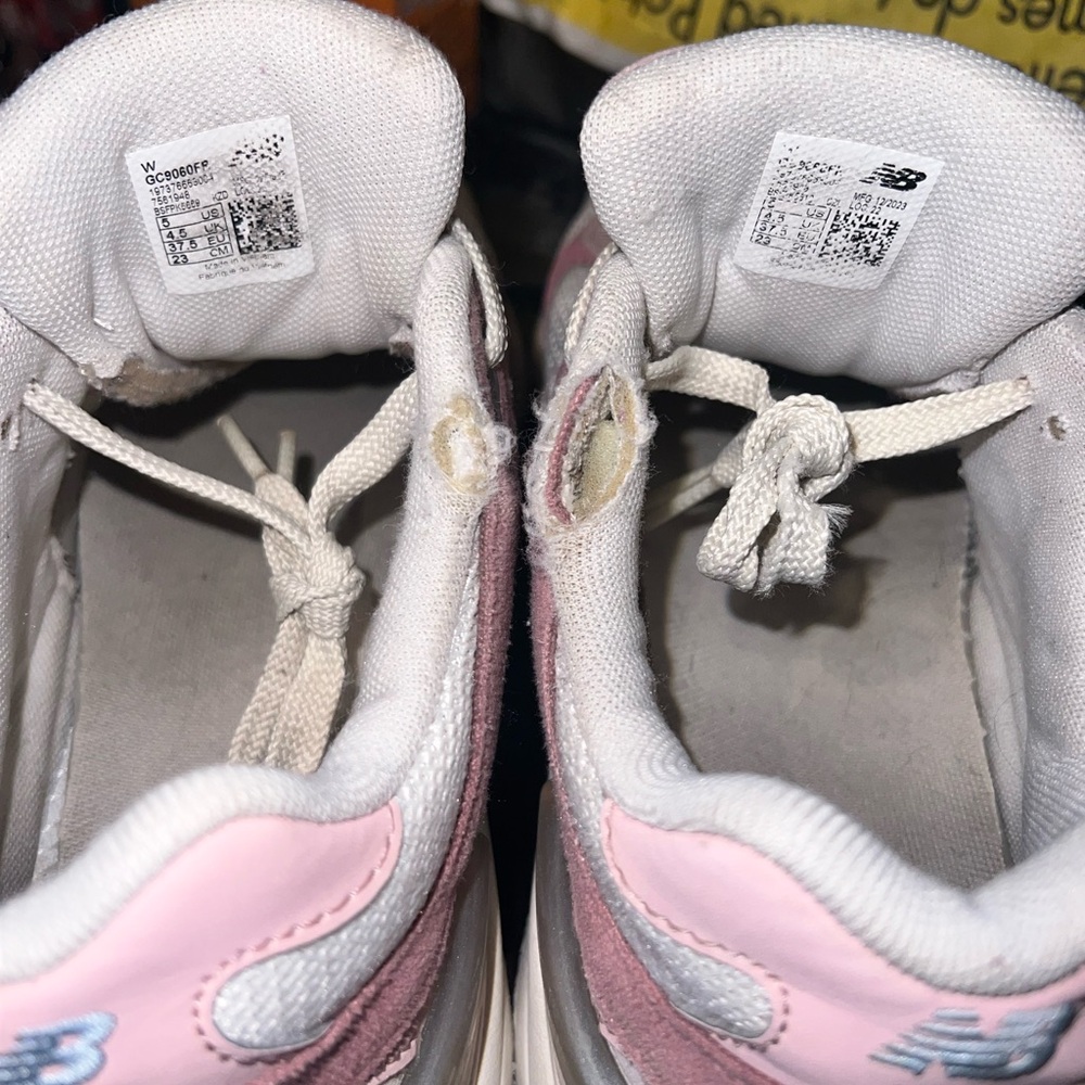 9060 New Balance Pink and White Mesh & Suede Sneakers ASIS - Picture 16 of 16